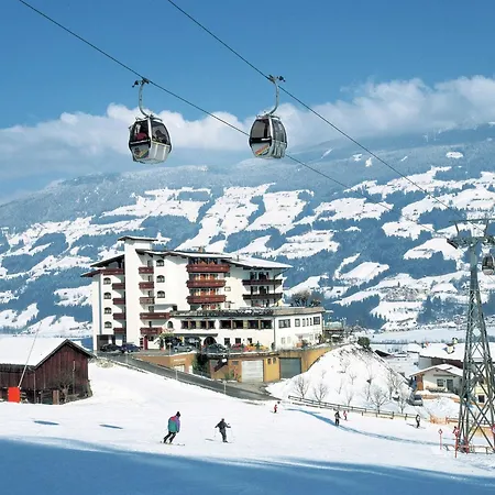 Luxurious In Kaltenbach With Sauna Apartman