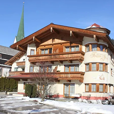 Apartman Luxurious In Kaltenbach With Sauna Stumm