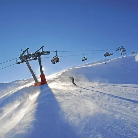 In Kaltenbach Near Lift * Stumm